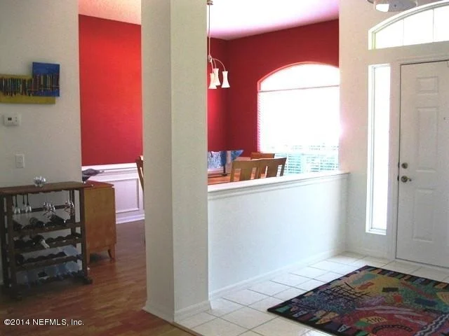 Photo of 212 Bobolink Place