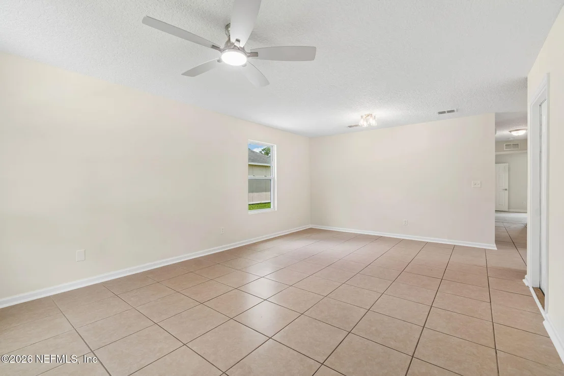Photo of 7828 JASPER Avenue