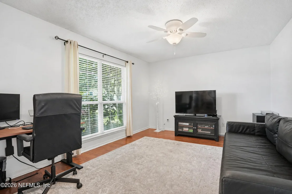 Photo of 193 BARTRAM PARKE Drive