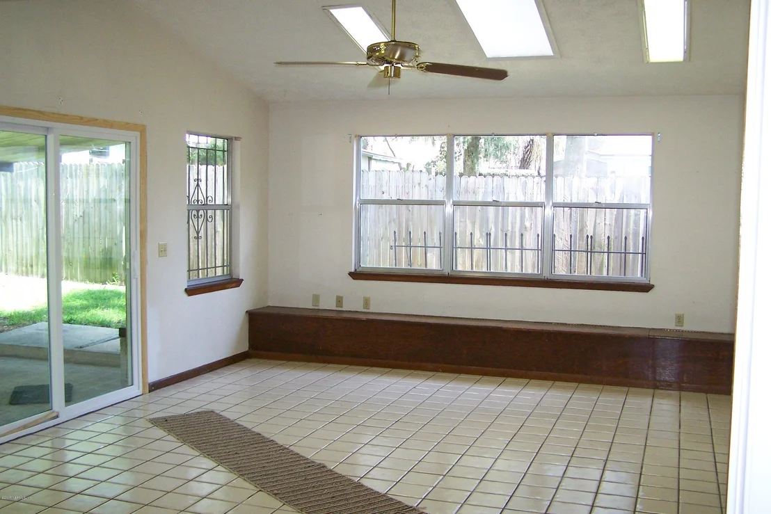 Photo of 413 VIRGO Lane