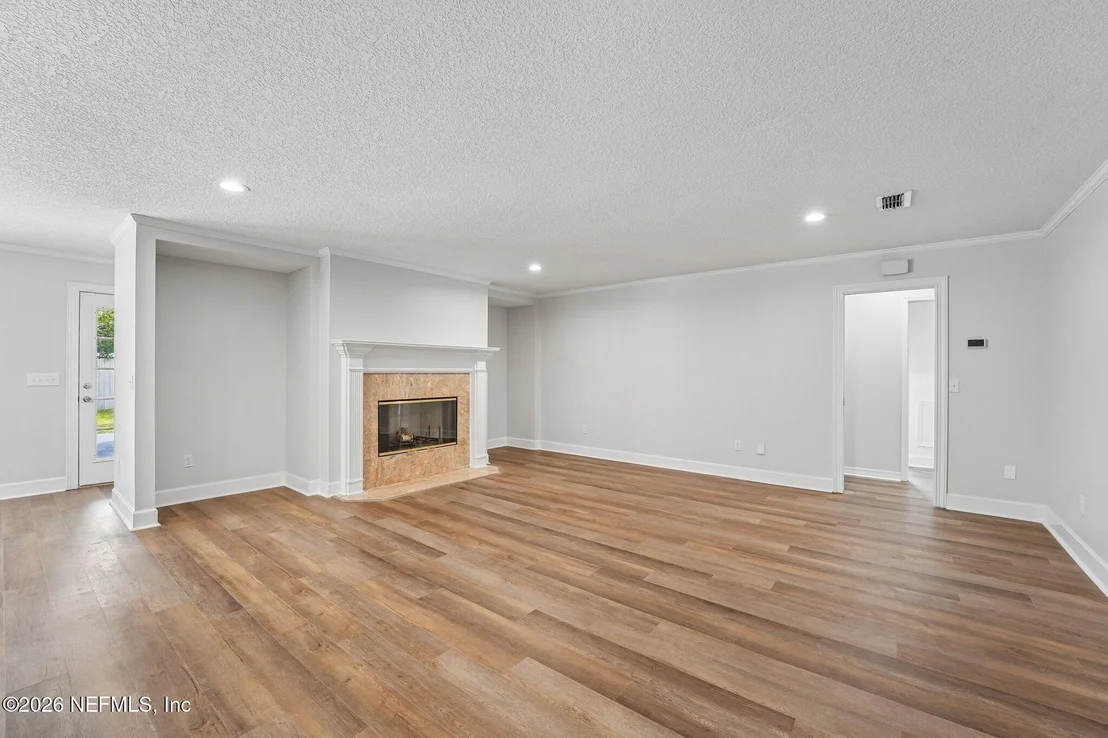 Photo of 1607 SHEFFIELD Place