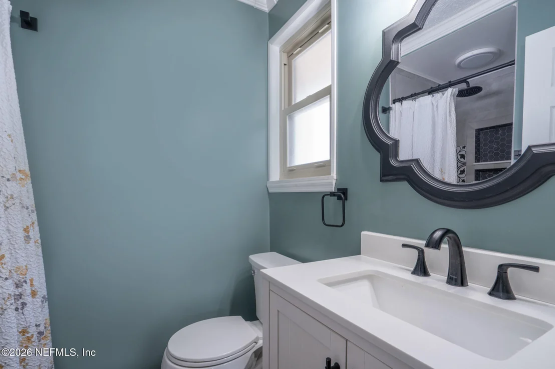 Photo of 377 FOXRIDGE Road