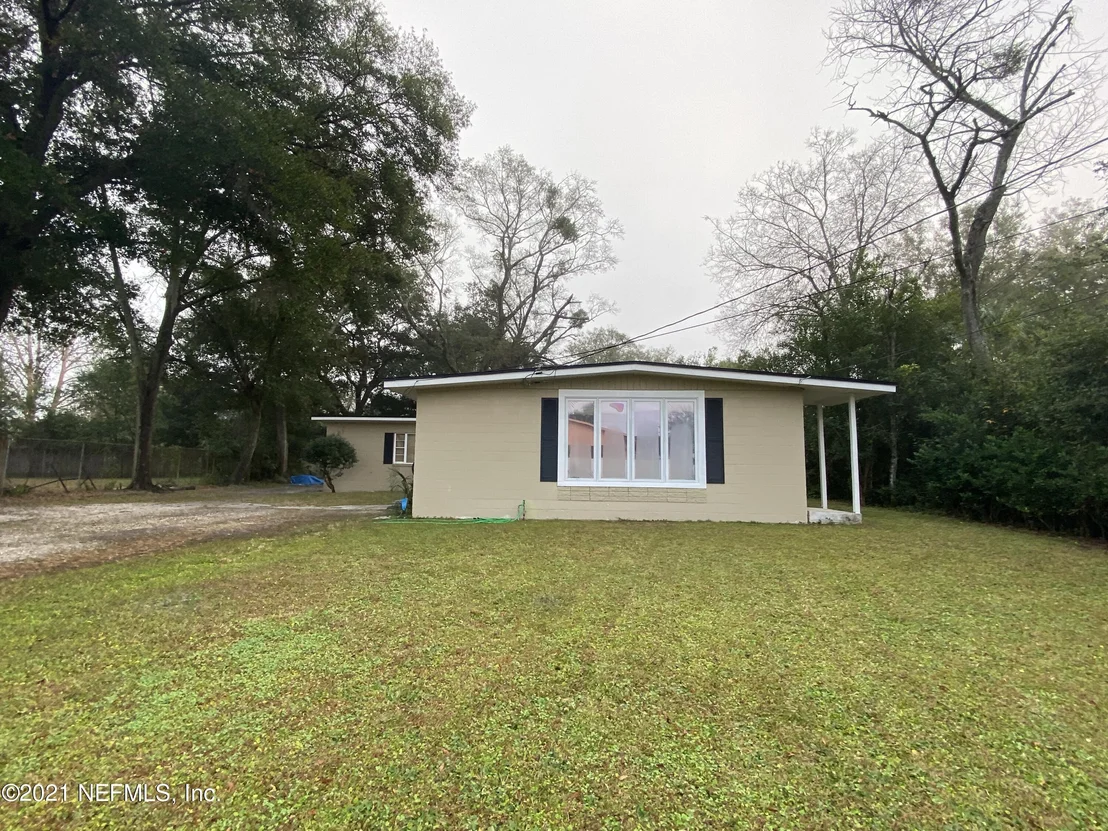 Photo of 308 LINDEN Lane