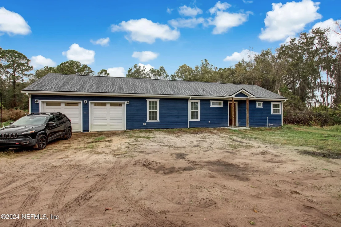 Photo of 574 W RIVER Road