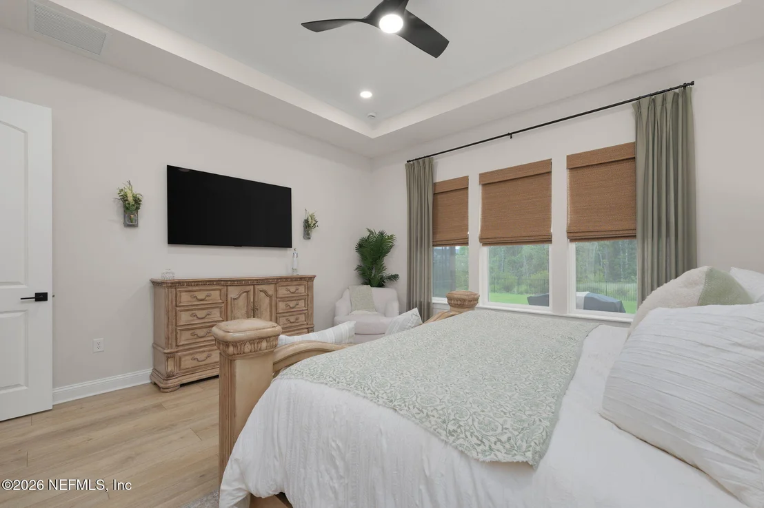Photo of 431 PINE LEAF Drive