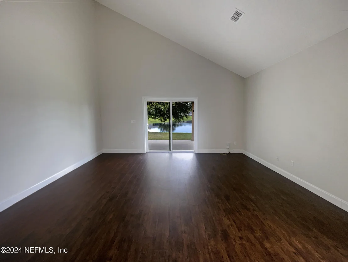 Photo of 13527 DEVAN LEE Drive E