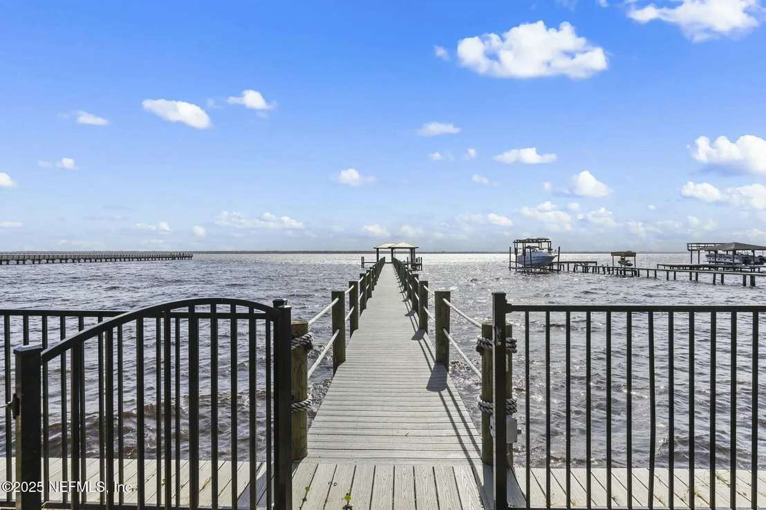 Photo of 4841 STATE ROAD 13 N