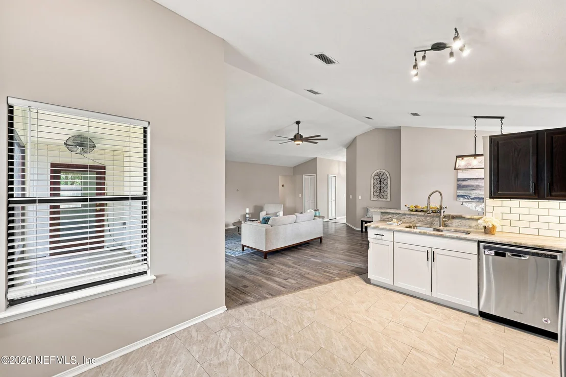Photo of 1817 HEARTH Street