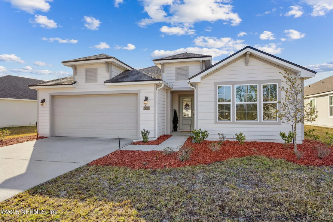 Photo of 70414 WINDING RIVER Drive