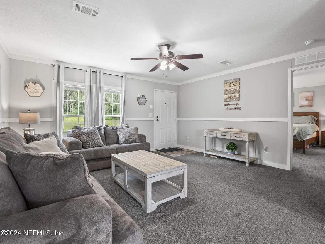 Photo of 204 1ST Street