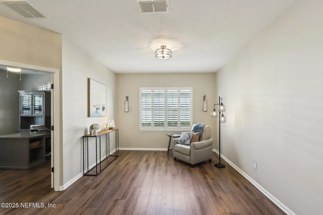 Photo of 191 CORNWALL Drive
