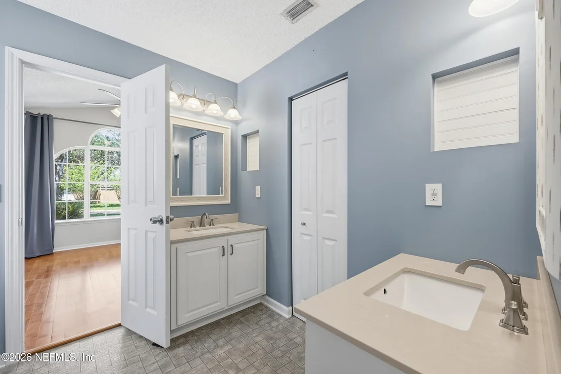 Photo of 3115 FIELDCREST Drive