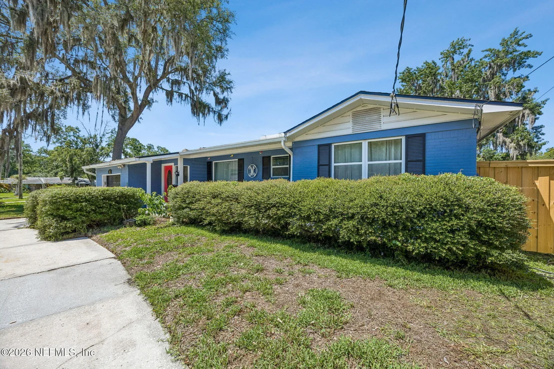 Photo of 5436 WATERSIDE Drive