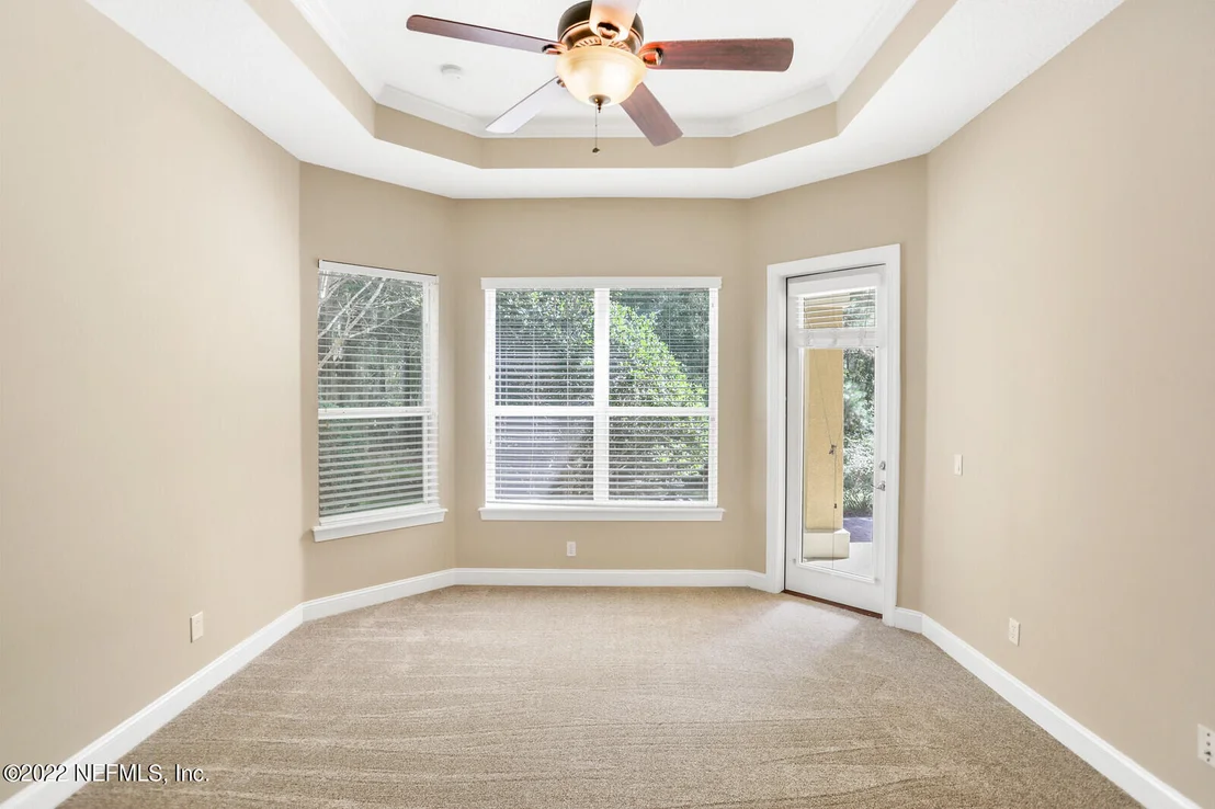Photo of 275 STONEWELL Drive
