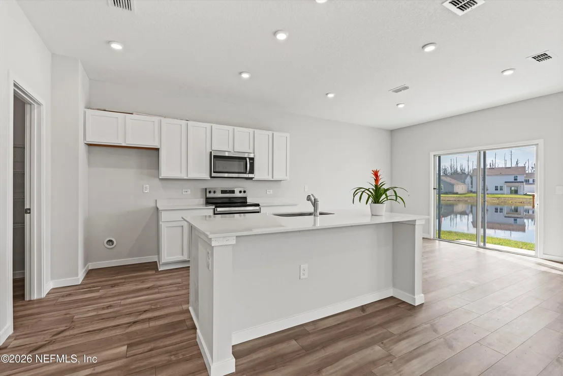 Photo of 14764 MACADEMIA Lane