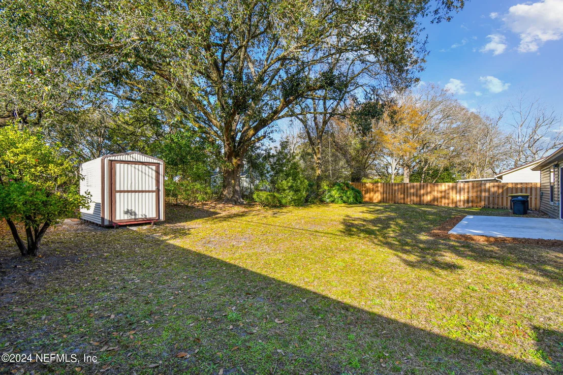 Photo of 8779 HAMMOND FOREST Drive