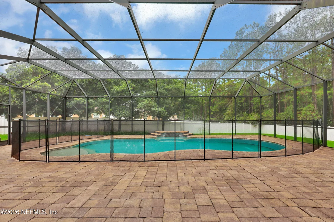 Photo of 879 SONGBIRD Drive