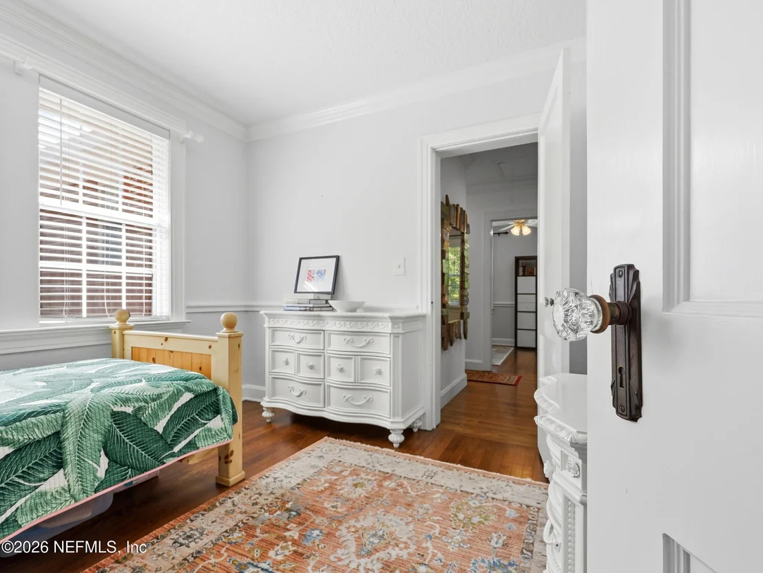 Photo of 2223 BAYVIEW Road