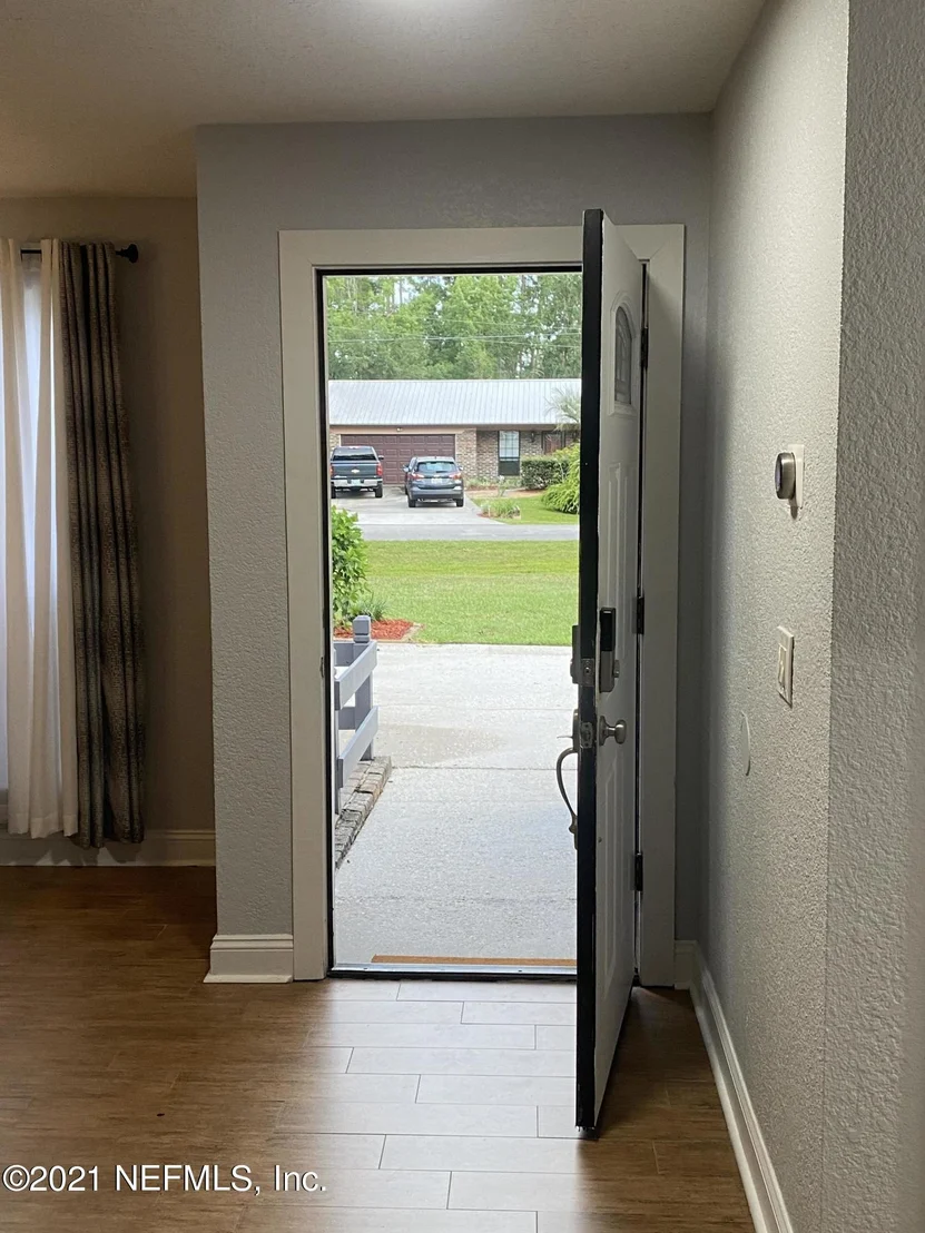 Photo of 205 BLAKELEY Court