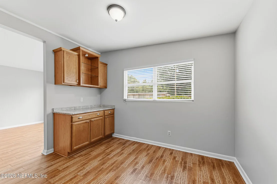 Photo of 6929 ROLLO Road