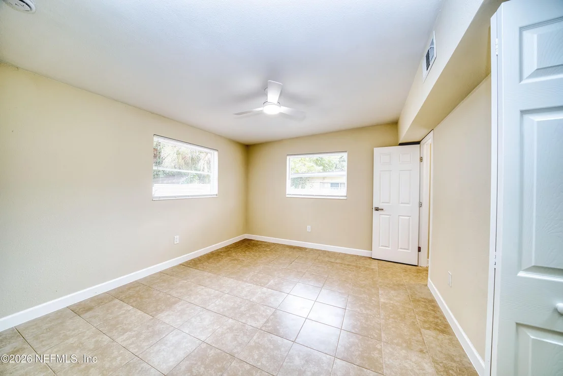Photo of 2517 PALM Avenue