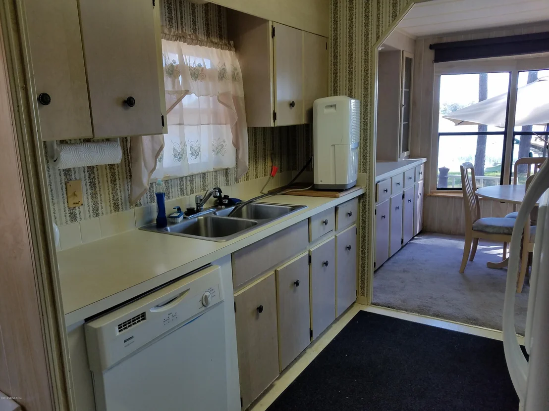 Photo of 147 SILVER POND Road