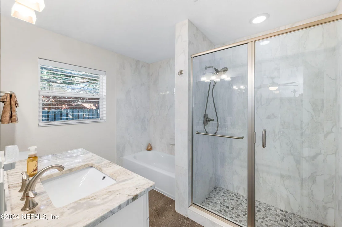 Photo of 6 OGLETHORPE Boulevard