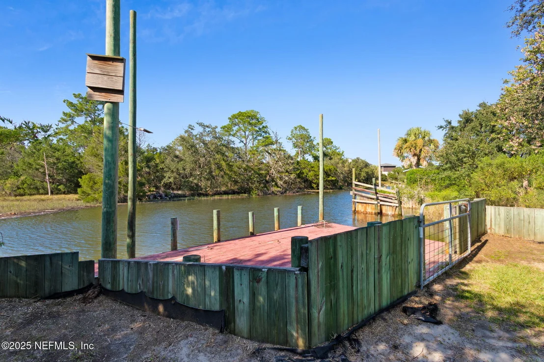 Photo of 16199 SHELLCRACKER Road
