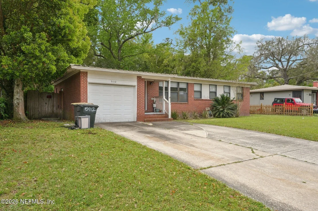 Photo of 5112 OAKSIDE Drive
