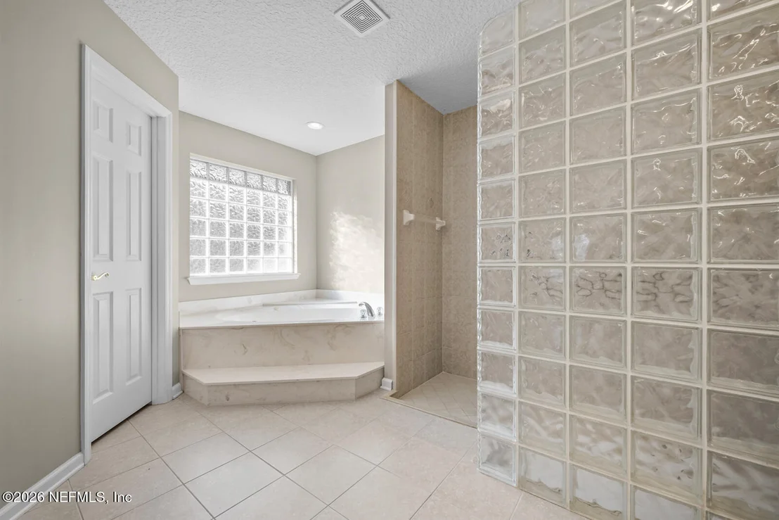 Photo of 1240 BEEKMAN Drive