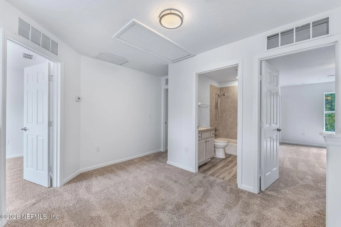 Photo of 9478 BEMBRIDGE MILL Drive
