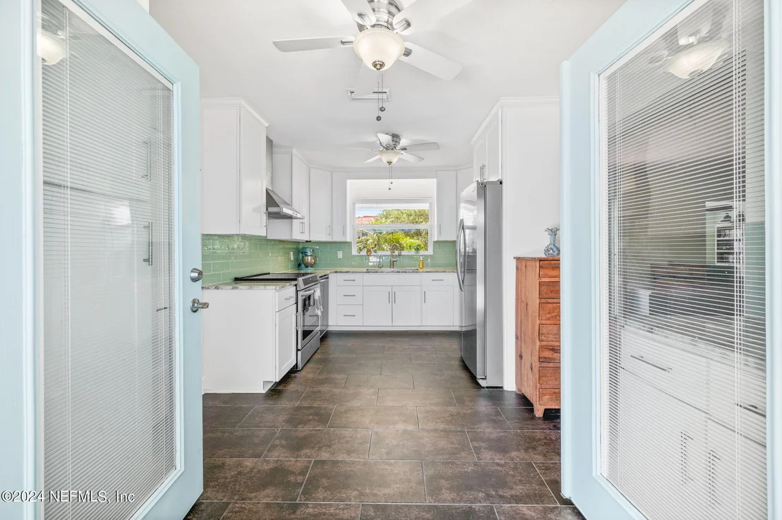Photo of 6 OGLETHORPE Boulevard