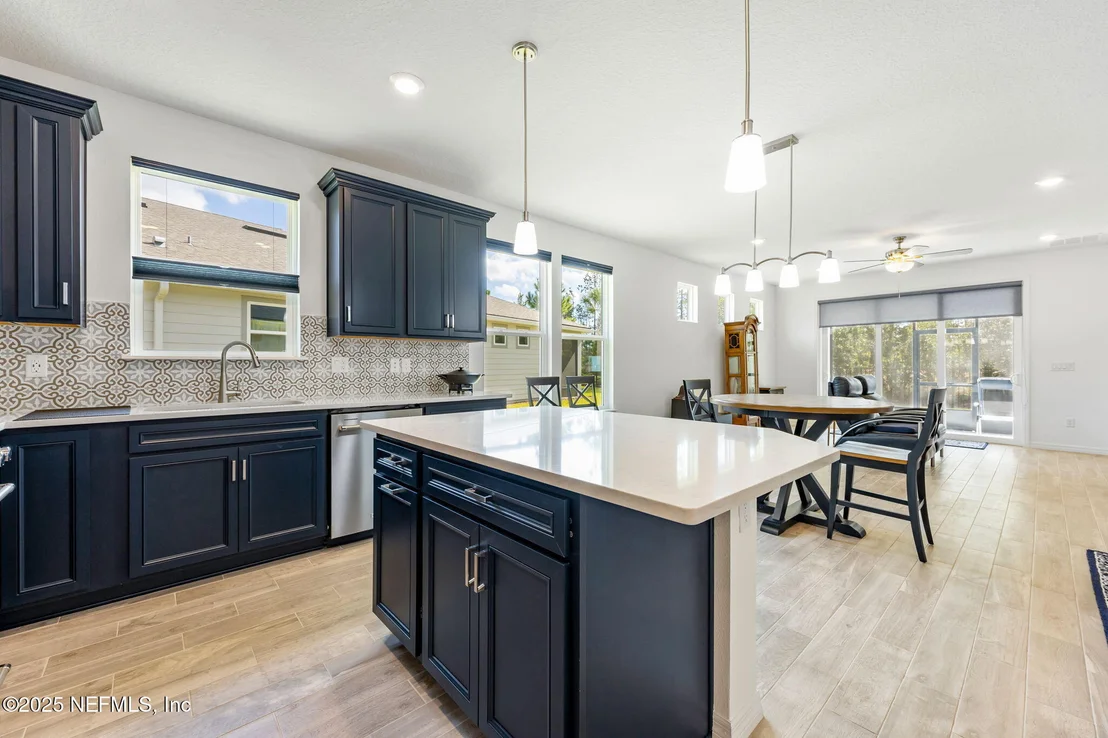 Photo of 564 JUBILEE Circle