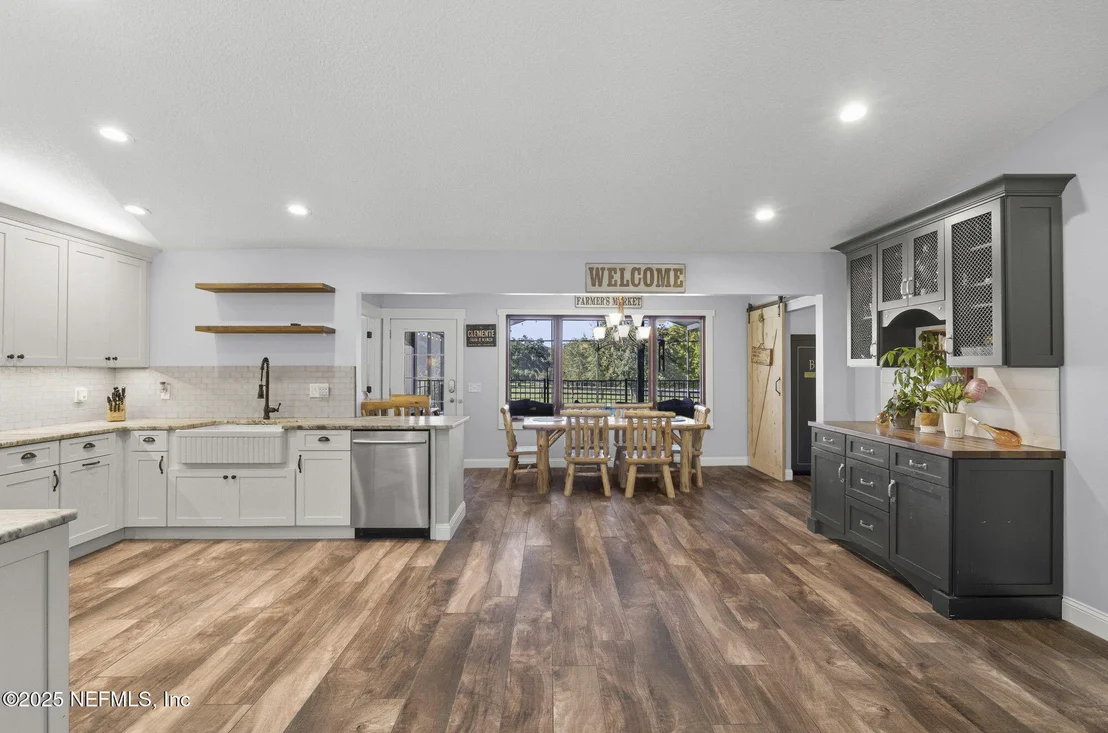 Photo of 4299 HAWK HAVEN Road