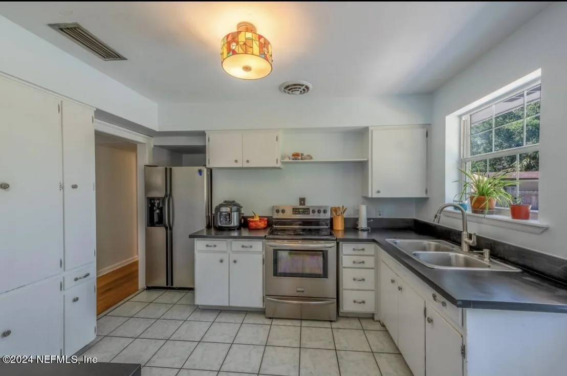 Photo of 8056 CATAWBA Drive