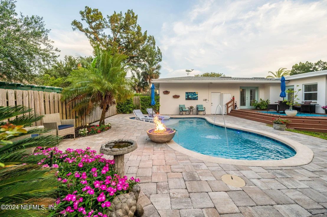 Photo of 6 OGLETHORPE Boulevard