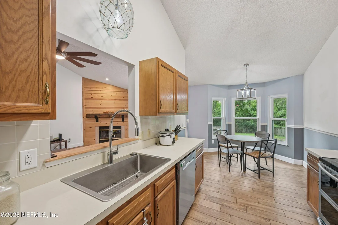 Photo of 12646 POINT PARK Drive