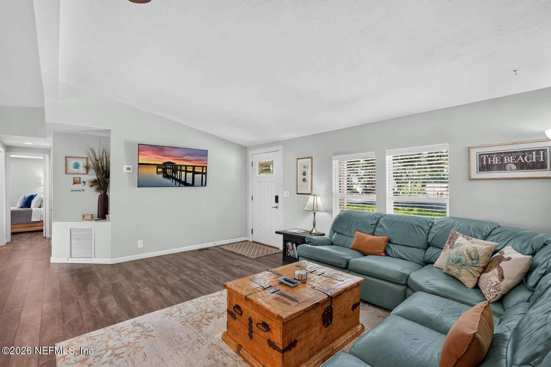 Photo of 6302 GOMEZ Road