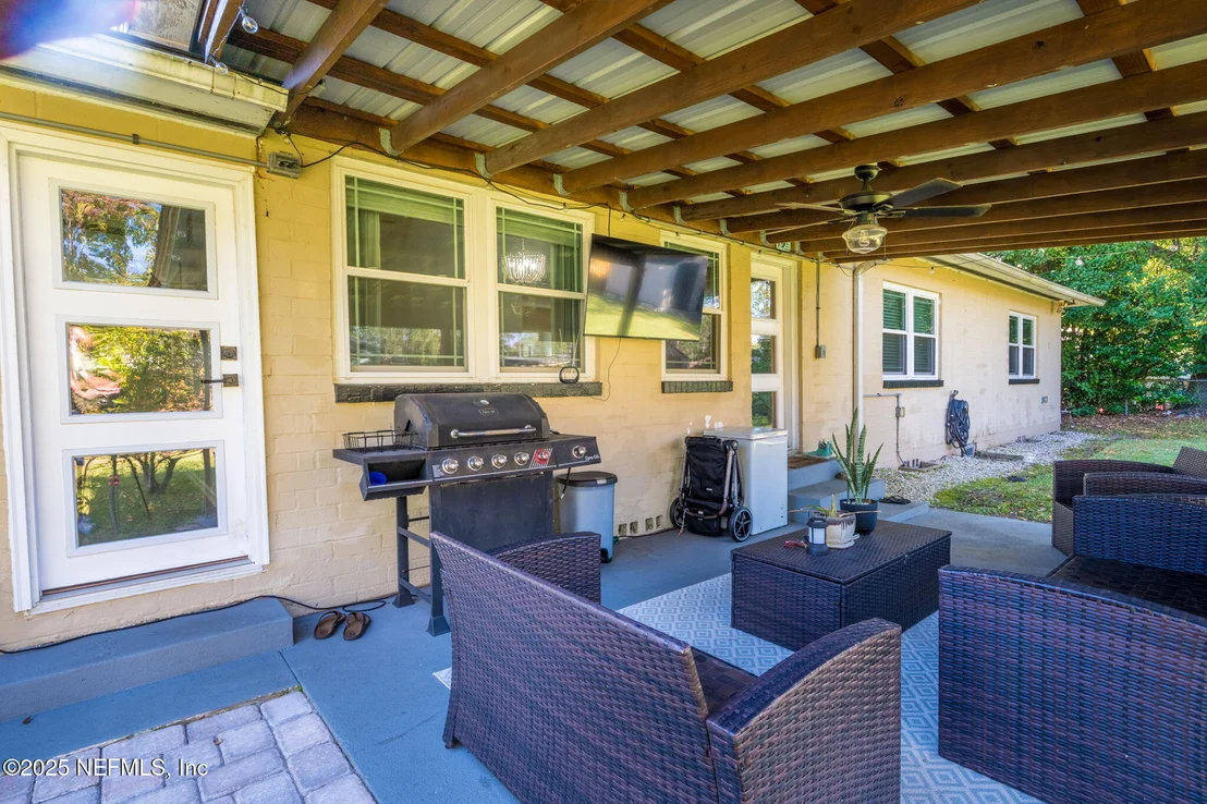 Photo of 4153 TRIESTE Place