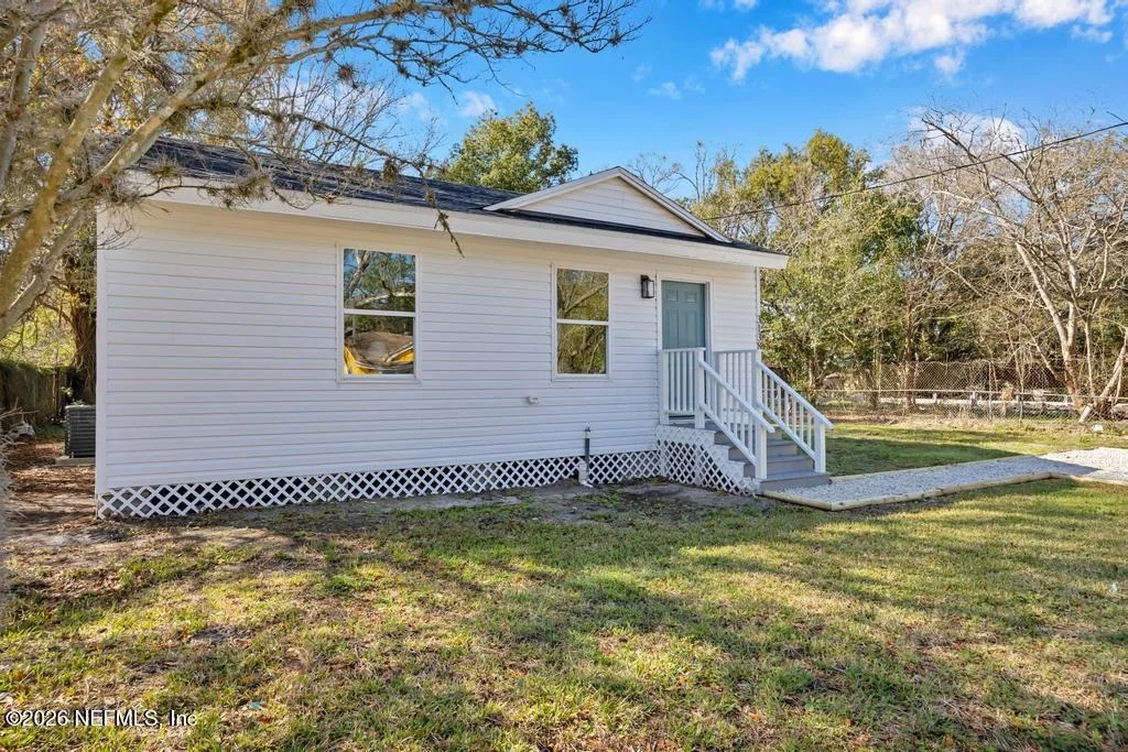 Photo of 3138 N 3RD ST Circle