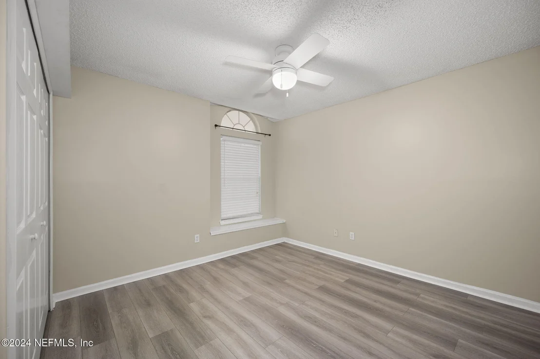 Photo of 312 SOUTHLAKE Drive