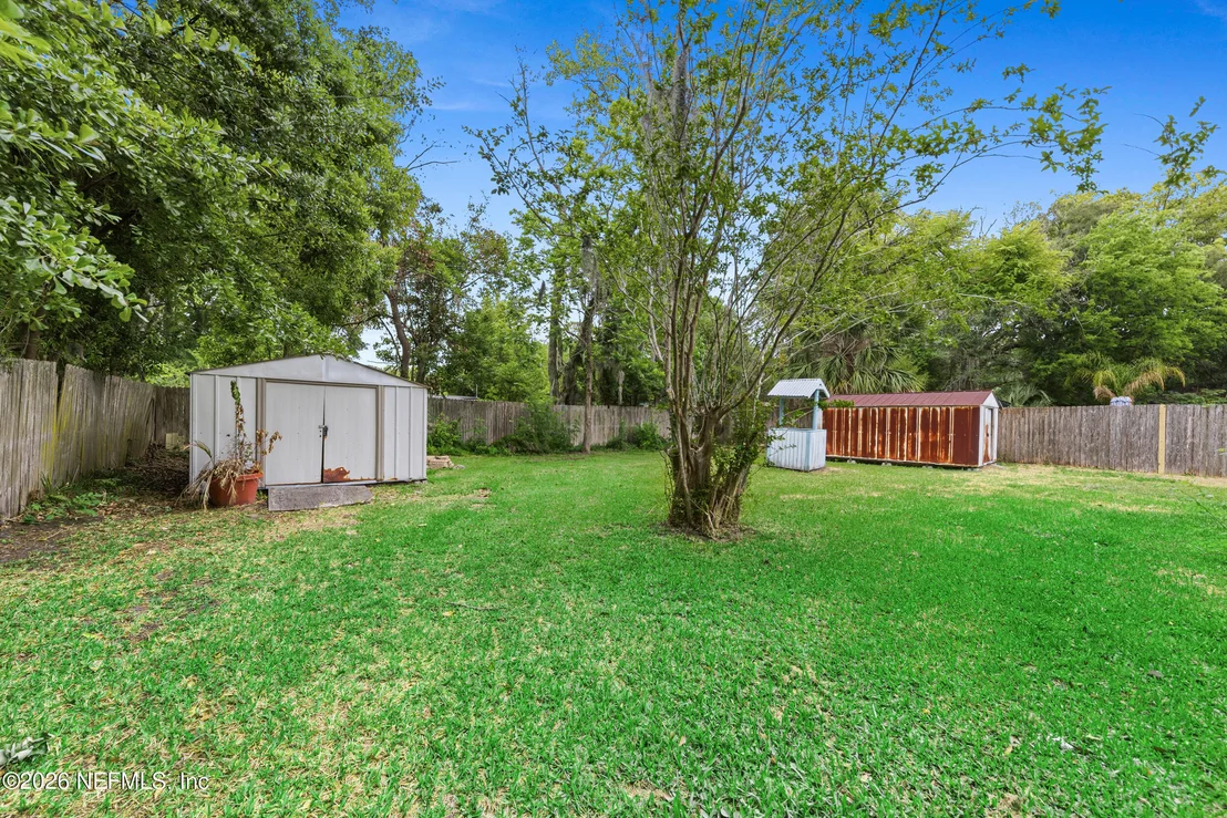 Photo of 6929 ROLLO Road