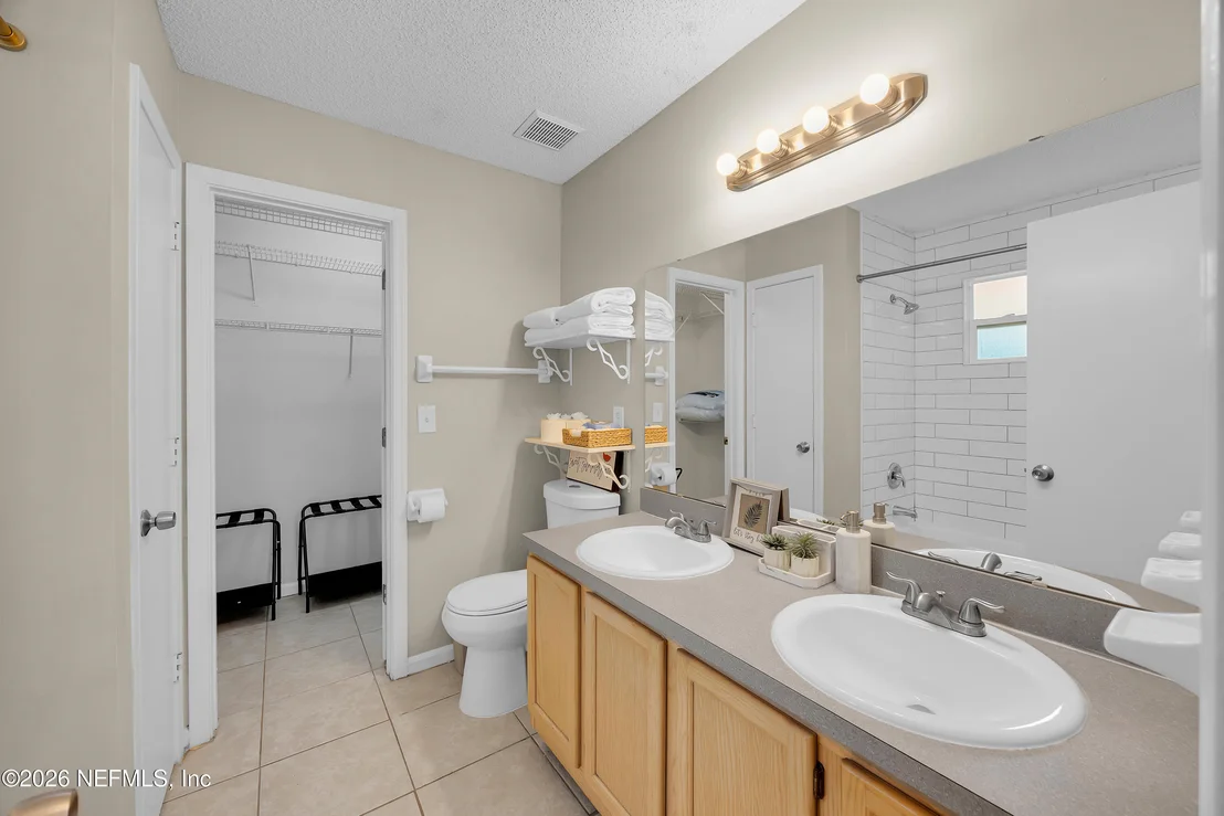 Photo of 905 GAVAGAN Road