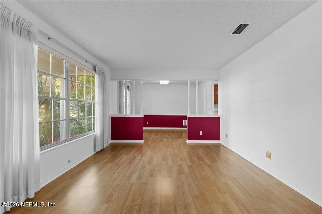 Photo of 186 FOXRIDGE Road