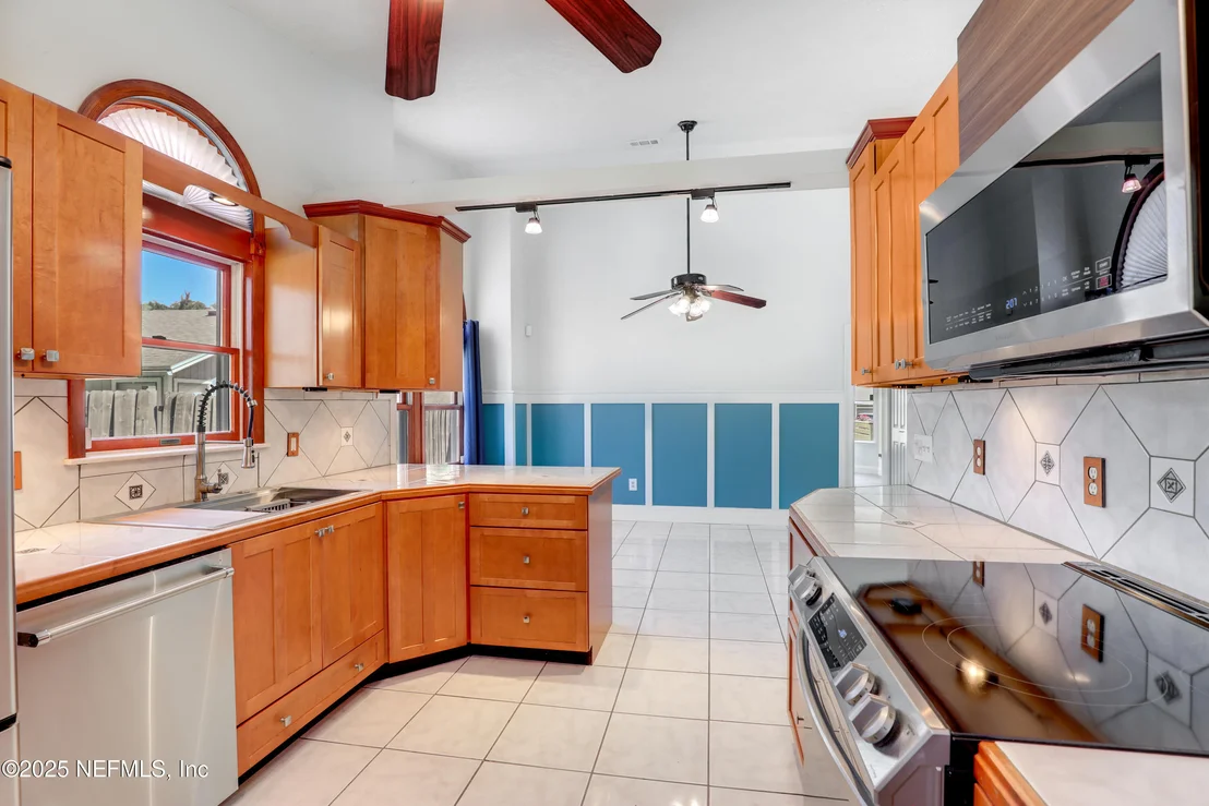 Photo of 4752 RIVERINE Drive