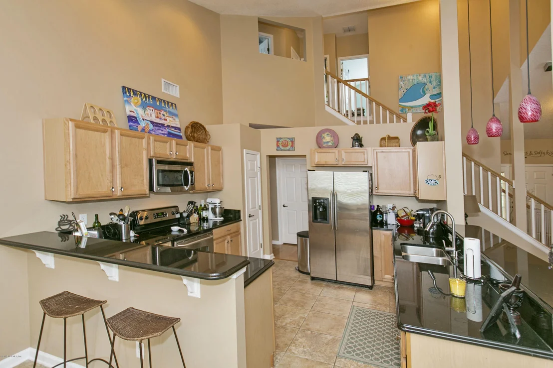 Photo of 941 Paradise Circle