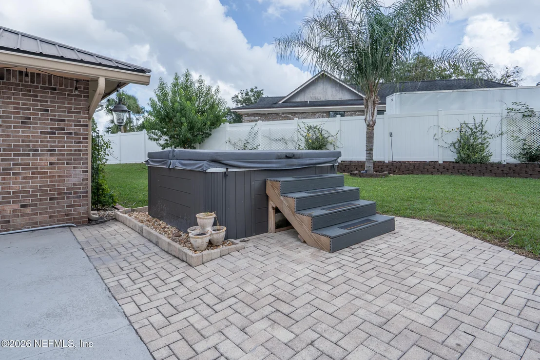 Photo of 377 FOXRIDGE Road