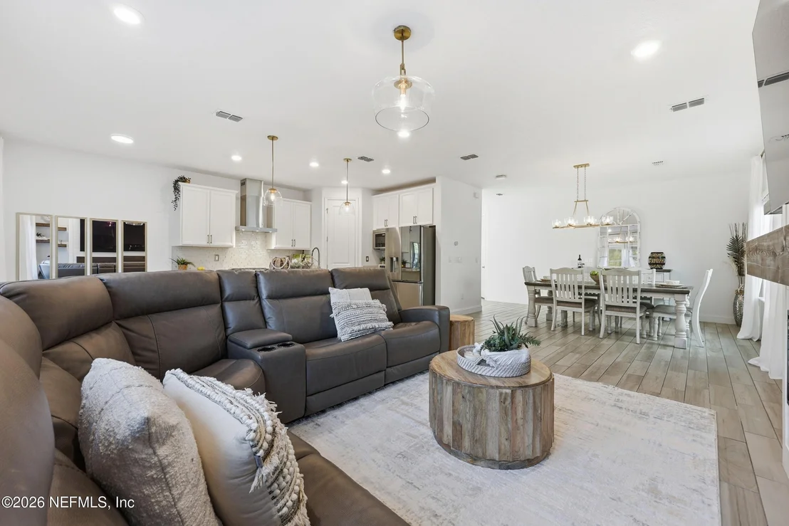Photo of 270 CLIFTON BAY Loop