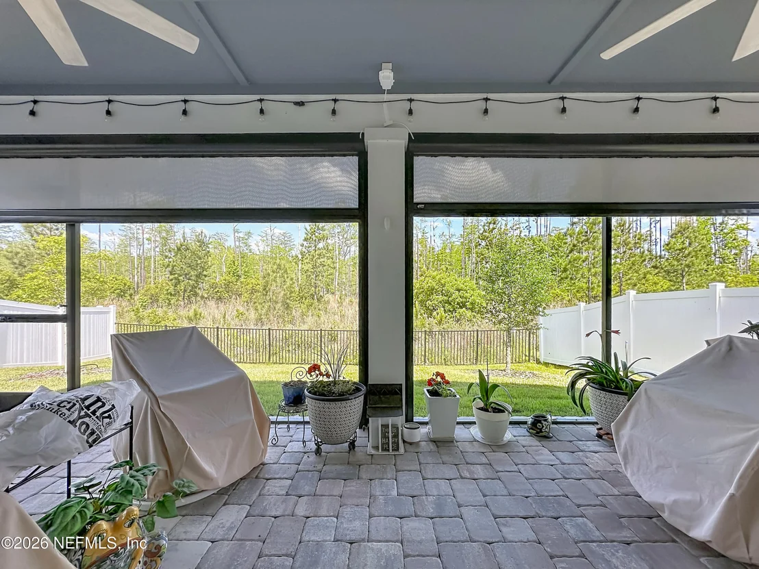 Photo of 426 HAWTHORN PARK Circle