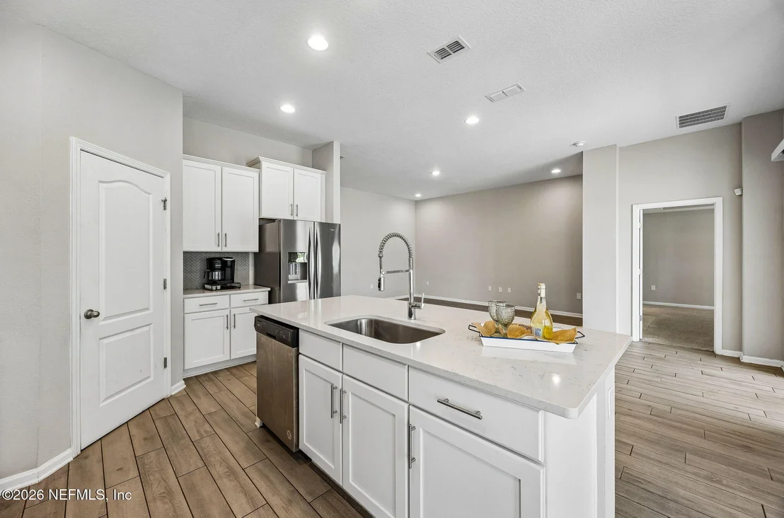 Photo of 65908 EDGEWATER Drive